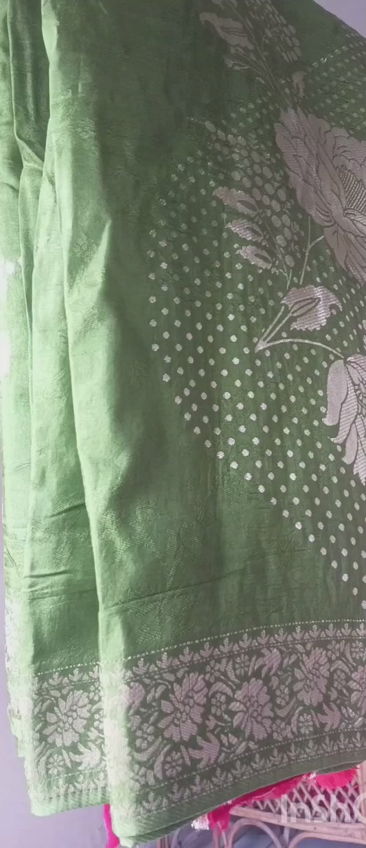 Designer Soft Pattu Saree with Grand Zari & Boota - Mehandi Green Red Blouse